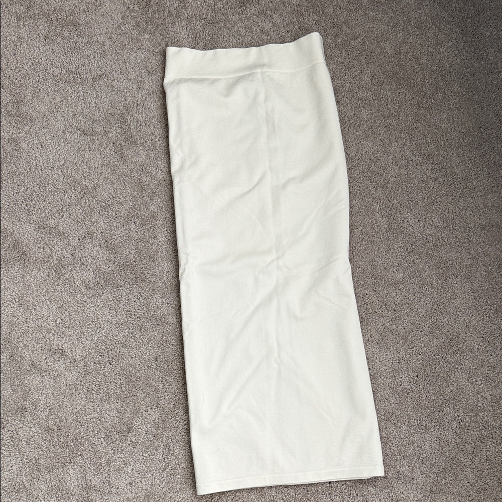 NWT Zara cream bodycon skirt